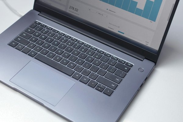 Comment travailler avec un graphiste ?